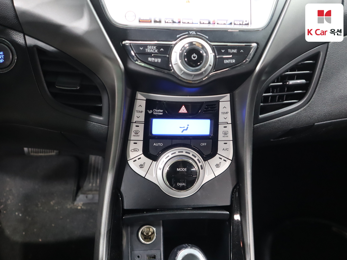 Hyundai Elantra 2011 - Image 15
