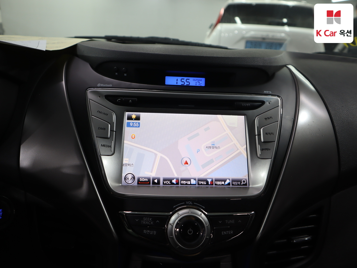 Hyundai Elantra 2011 - Image 14