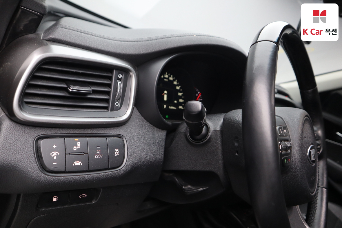 Kia Sorento - 9