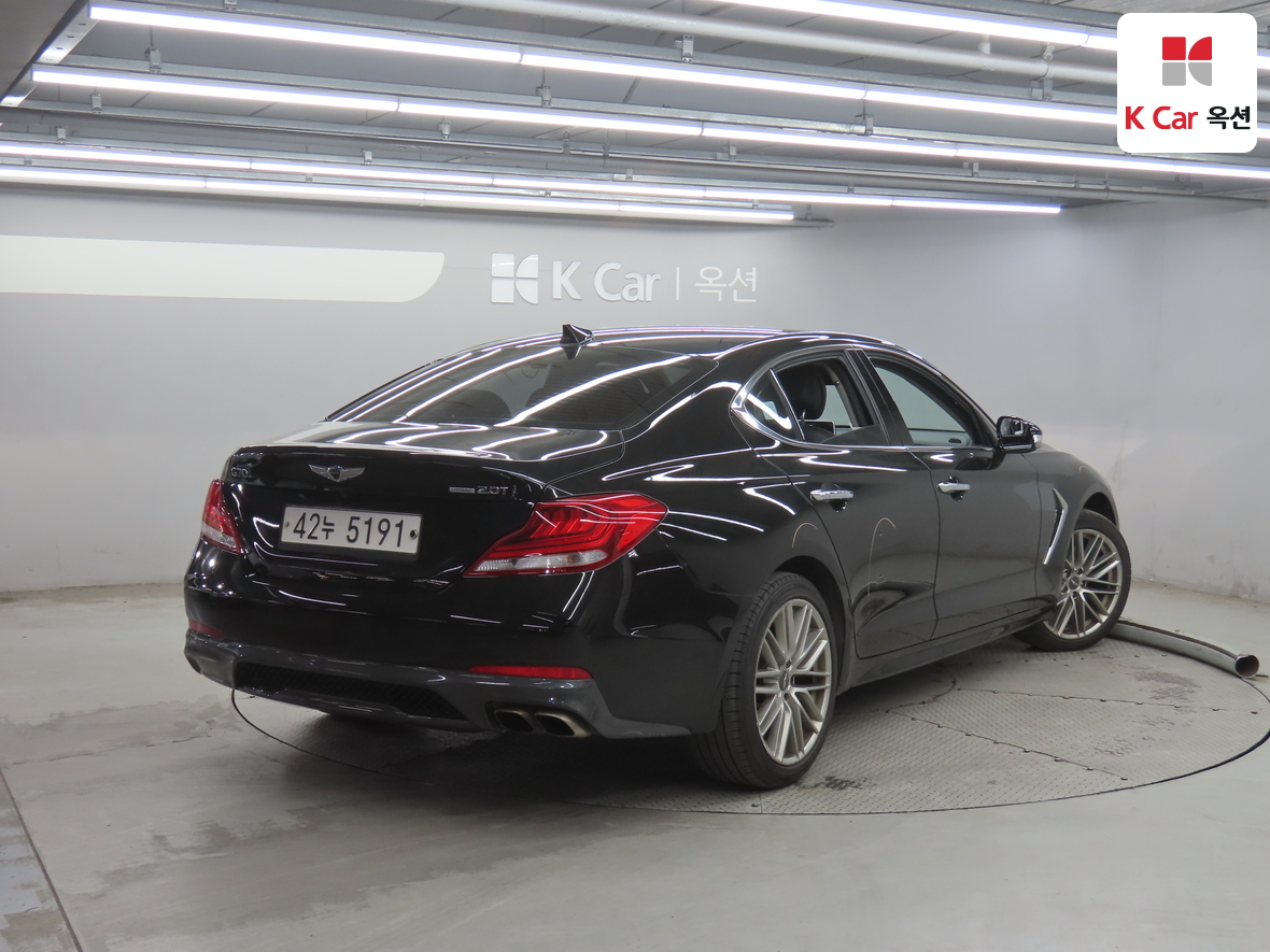 Genesis G70 - 2