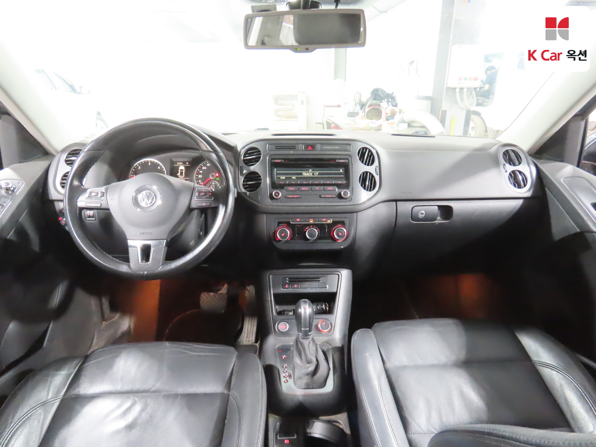 Volkswagen Tiguan - 3