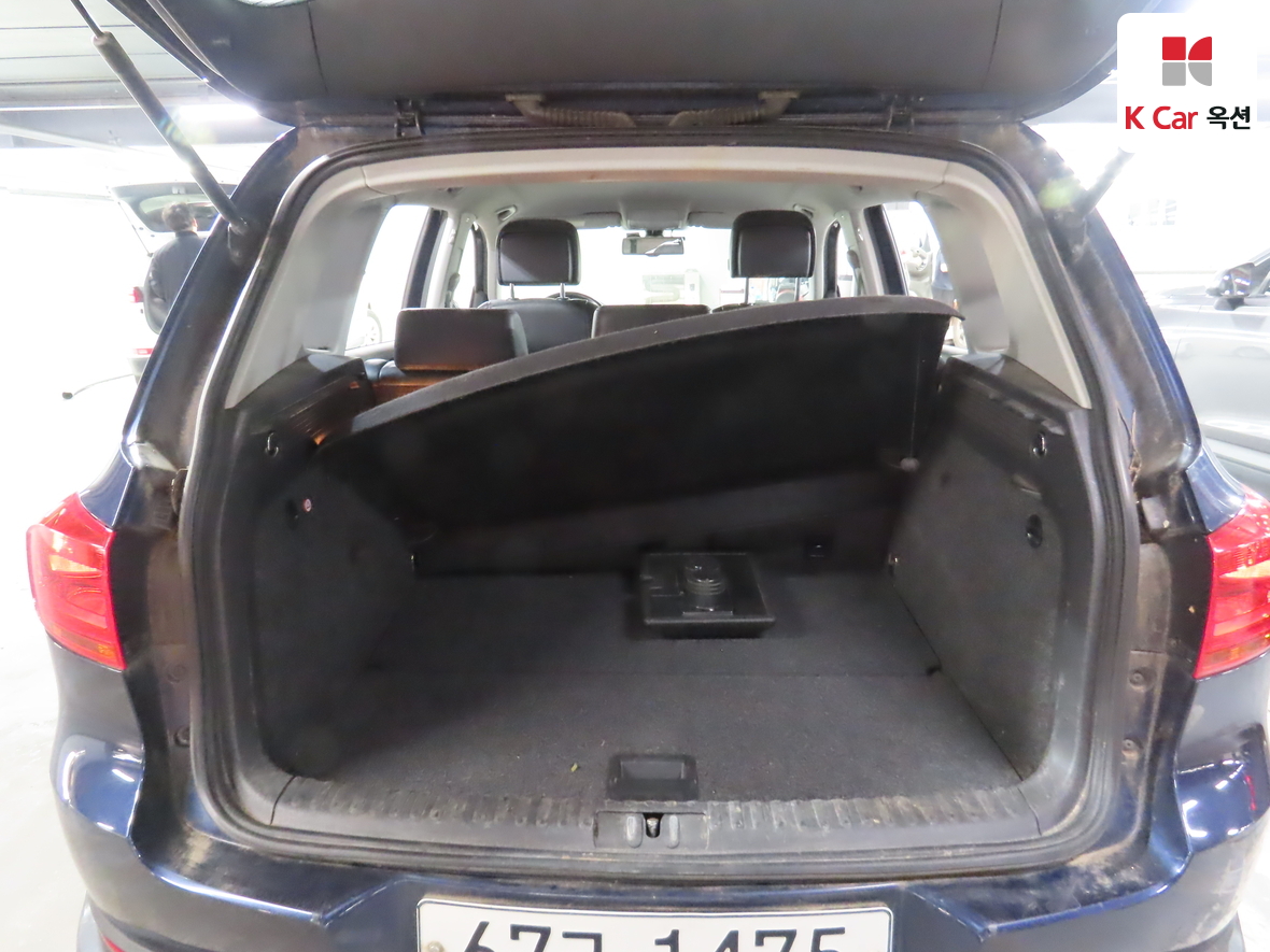 Volkswagen Tiguan - 25