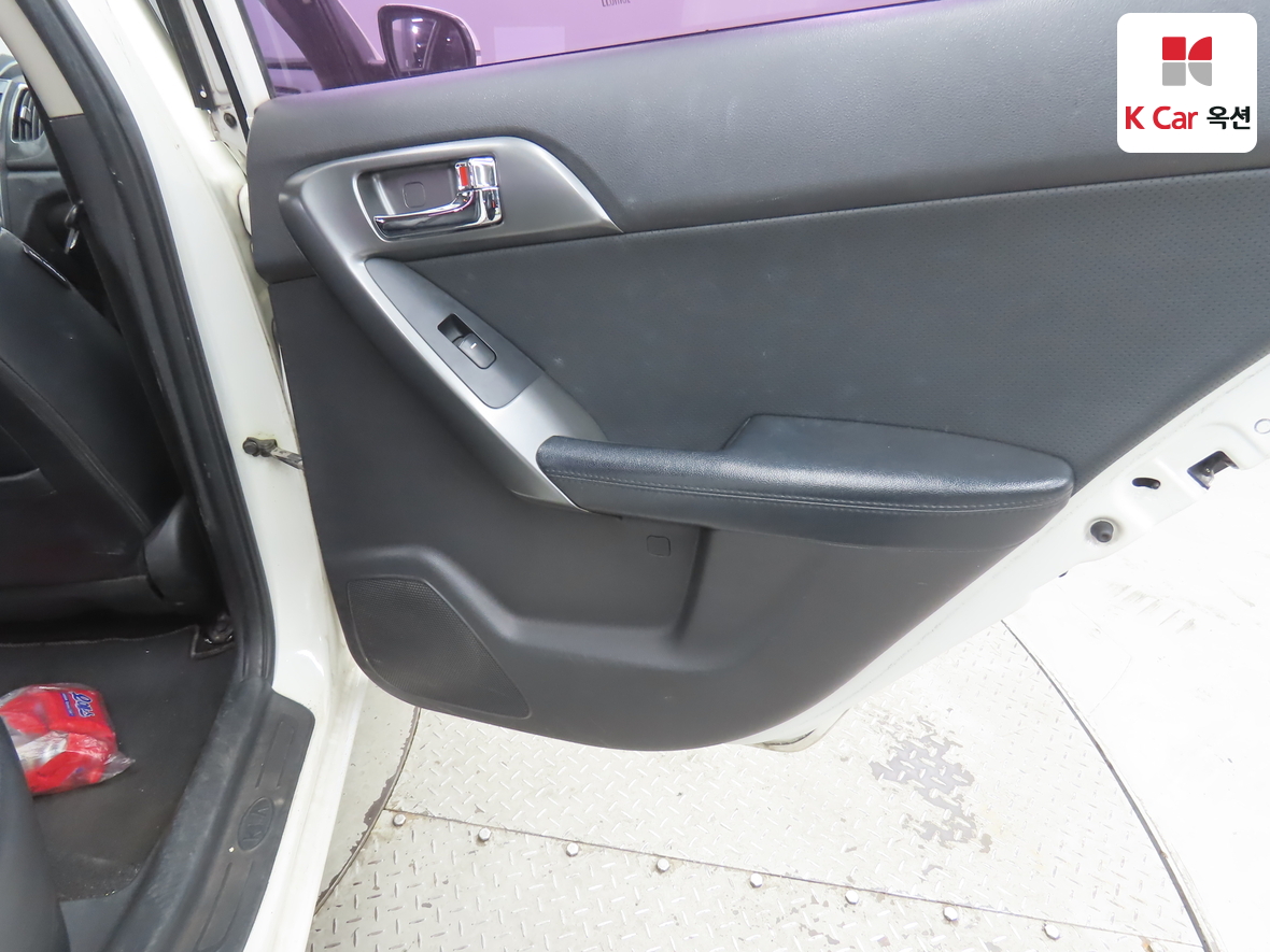 Kia Forte - 28