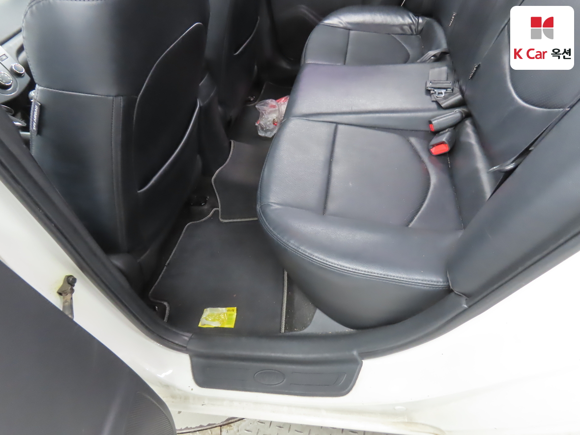 Kia Forte - 25