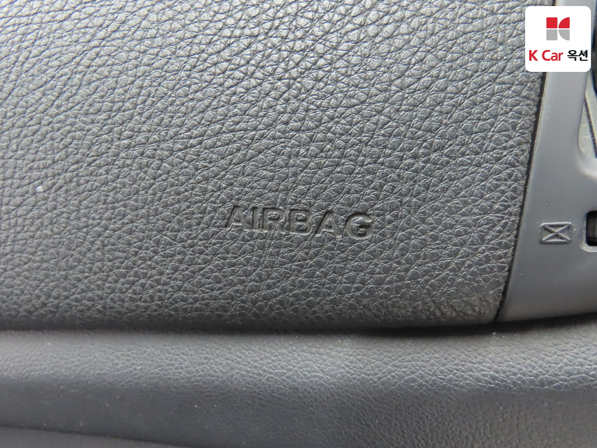 Kia Forte - 32