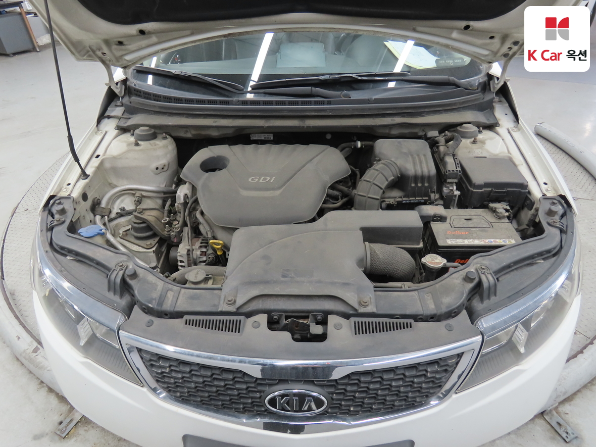 Kia Forte - 34