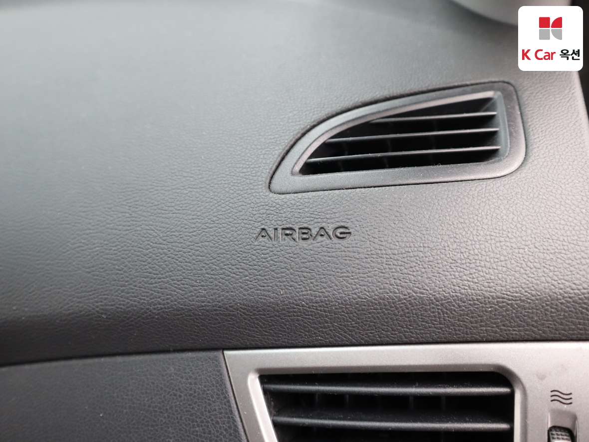 Hyundai Elantra 2013 - Image 29
