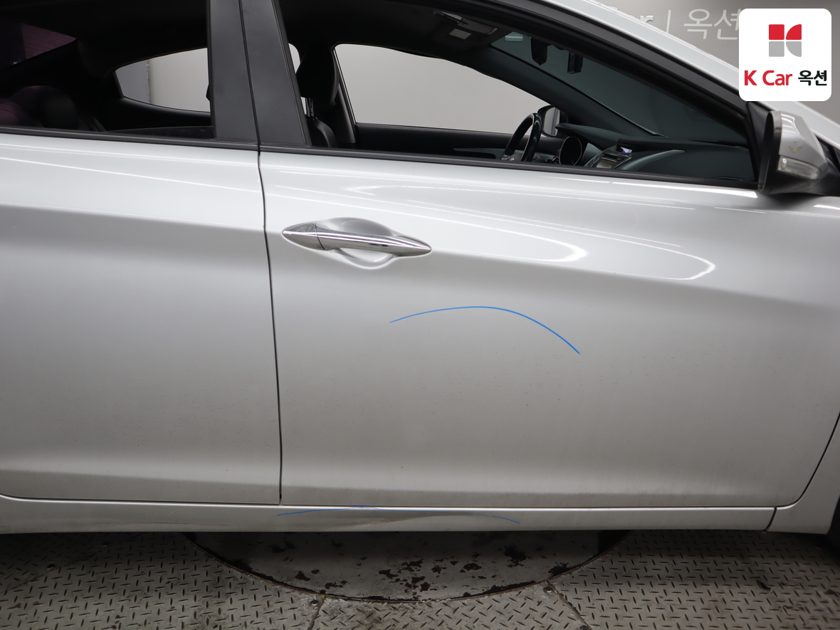 Hyundai Elantra 2013 - Image 40