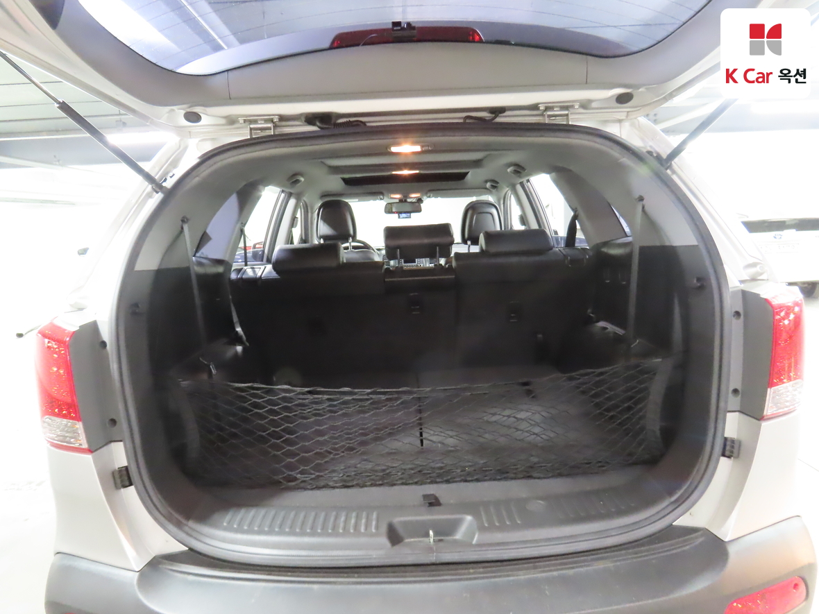 Kia Sorento 2010 - Image 28