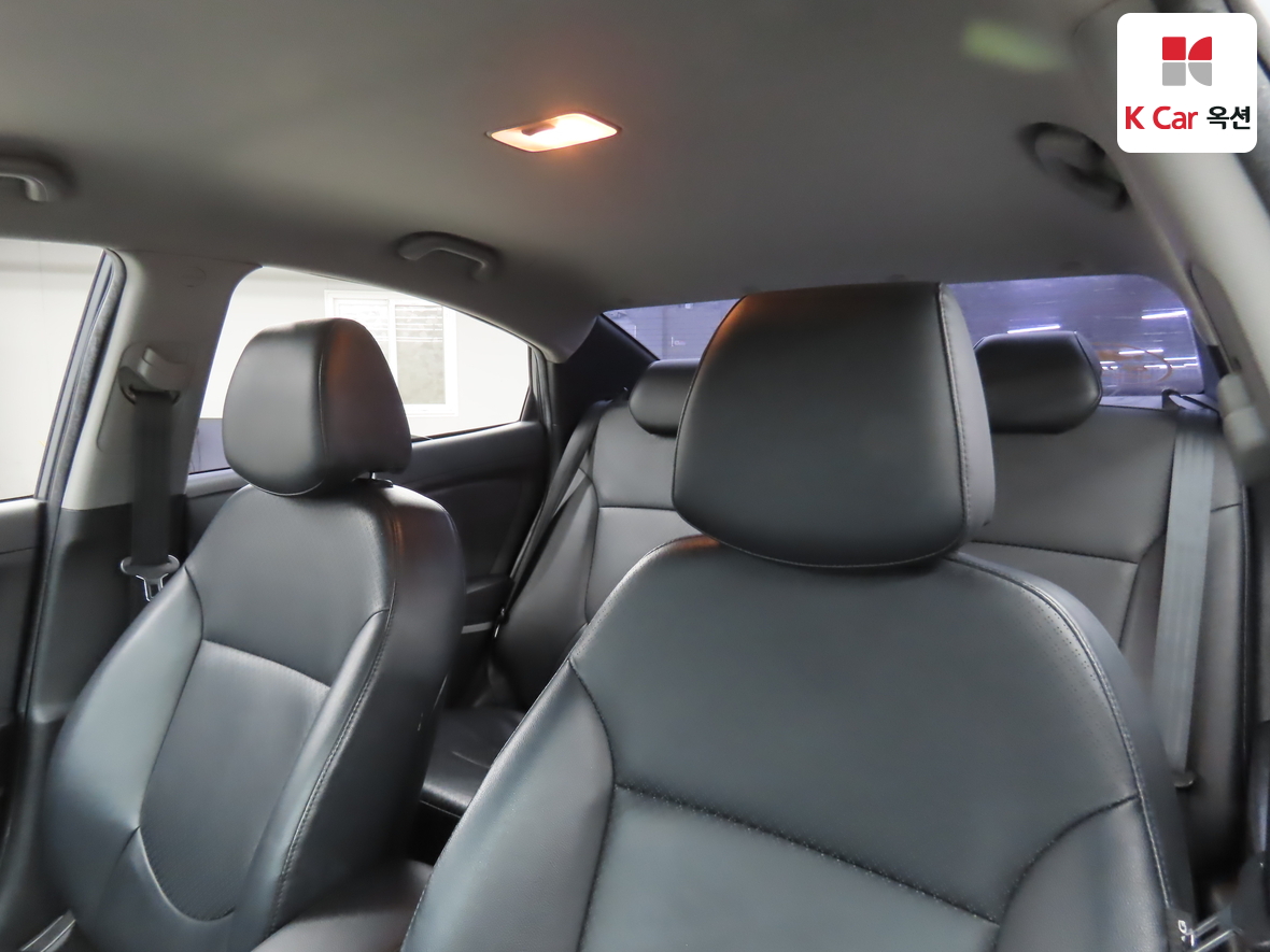 Hyundai Accent 2012 - Image 18