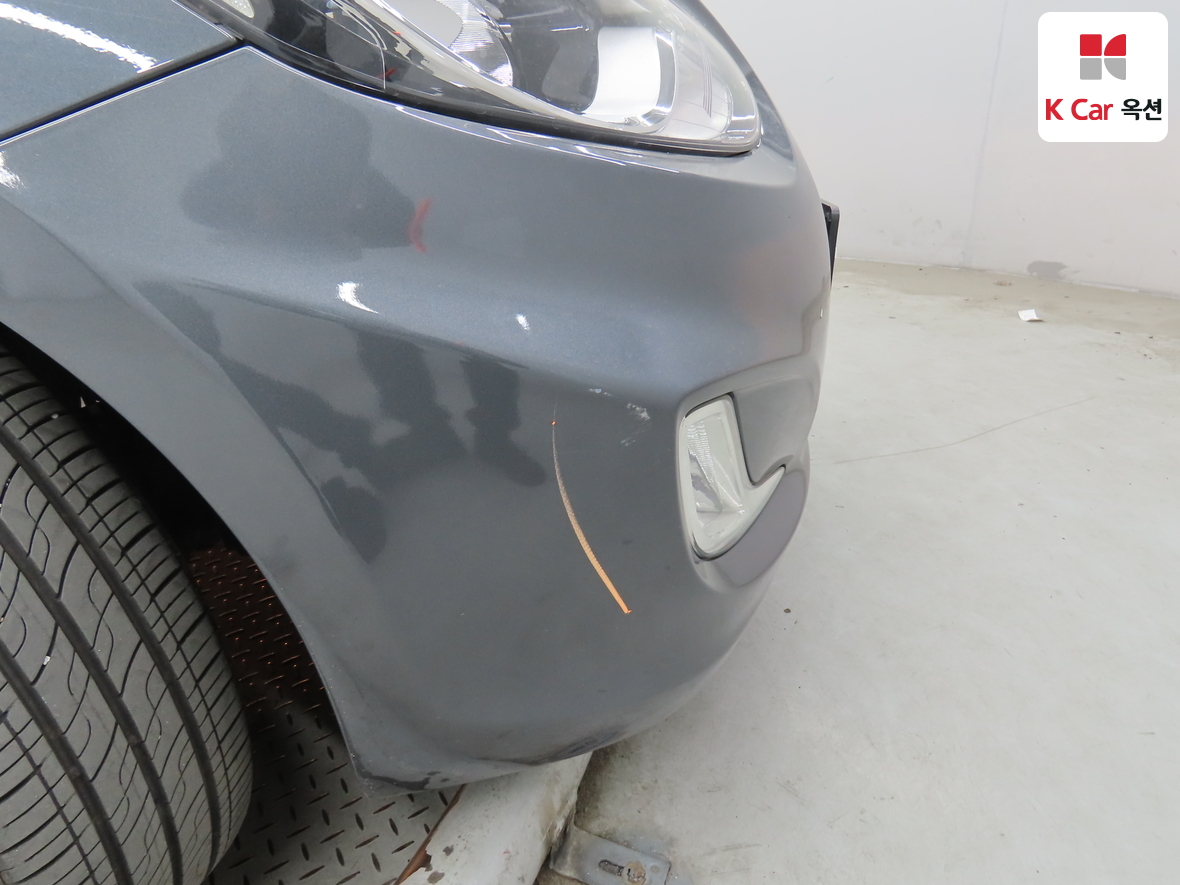 Hyundai Accent 2012 - Image 35