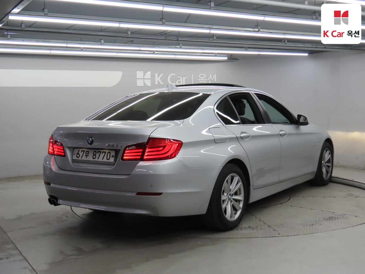 BMW 5 Series - 2