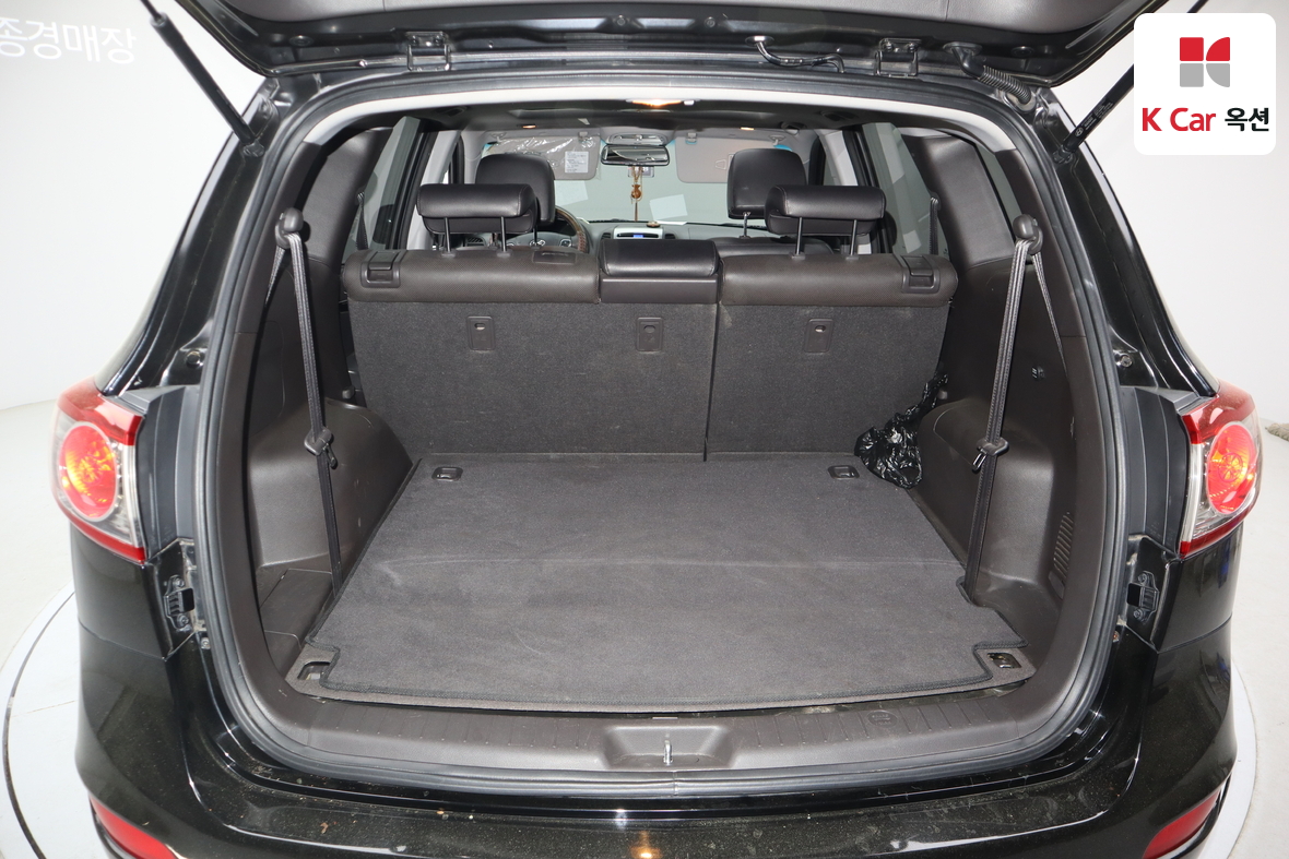 Hyundai Santa Fe - 28