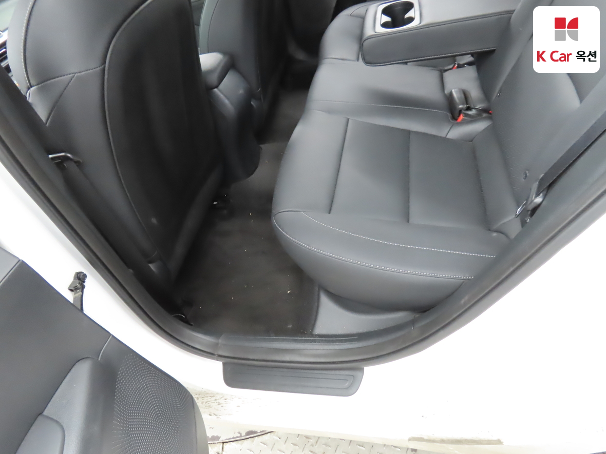 كيا K3 2022 - صورة 23