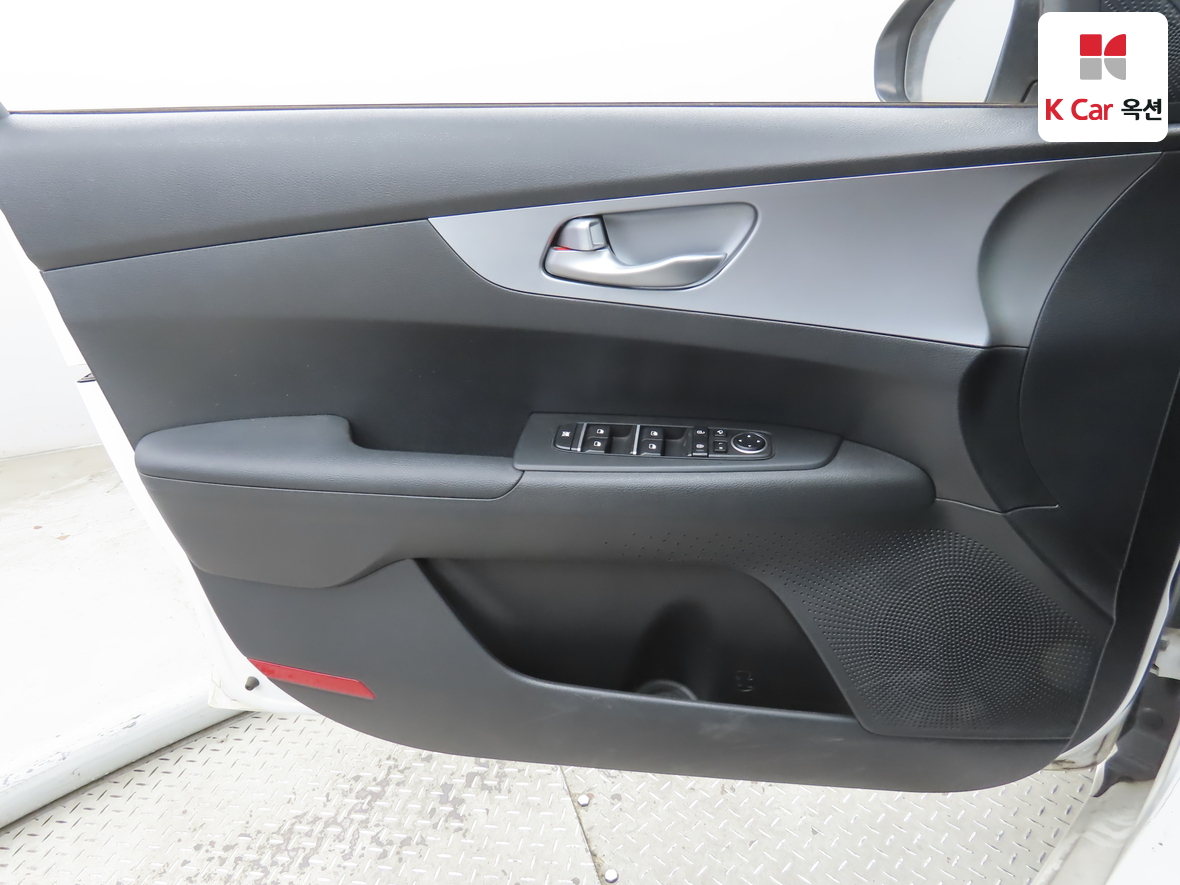 كيا K3 2022 - صورة 8