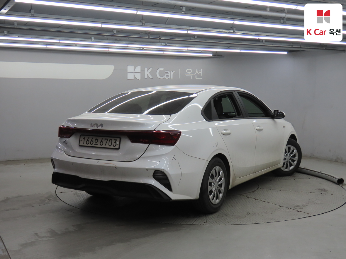 كيا K3 2022 - صورة 2