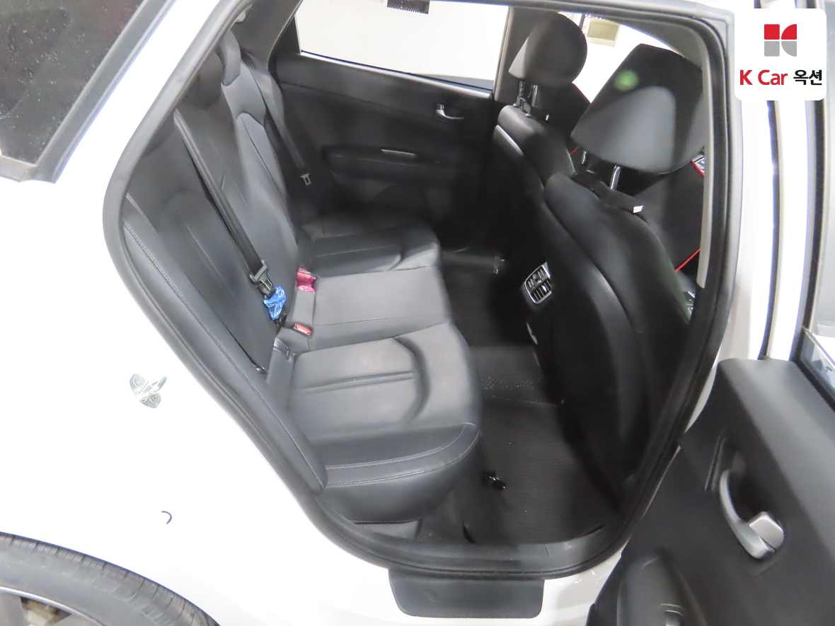 كيا K5 2020 - صورة 29