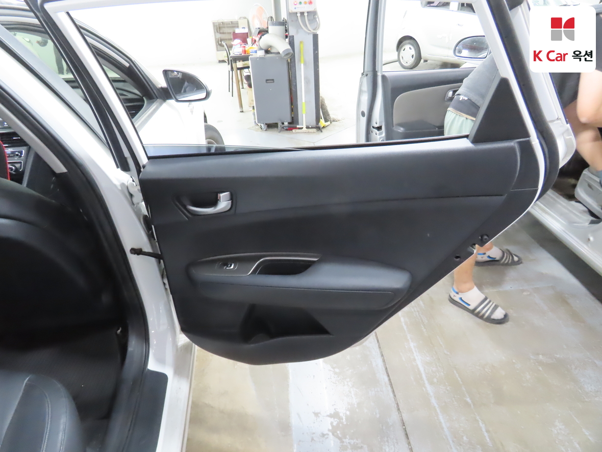 كيا K5 2020 - صورة 28