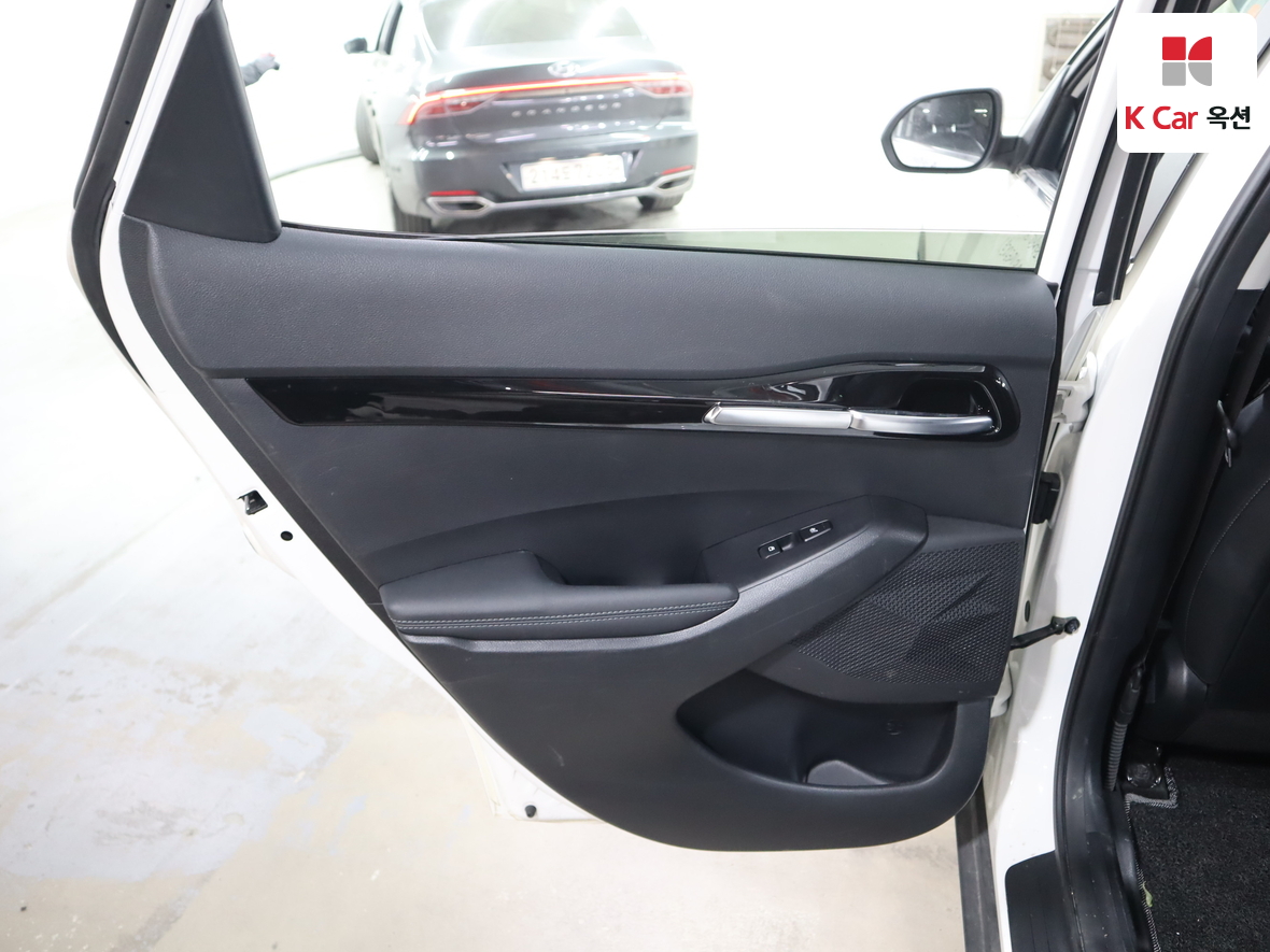 كيا سيلتوس 2022 - صورة 23