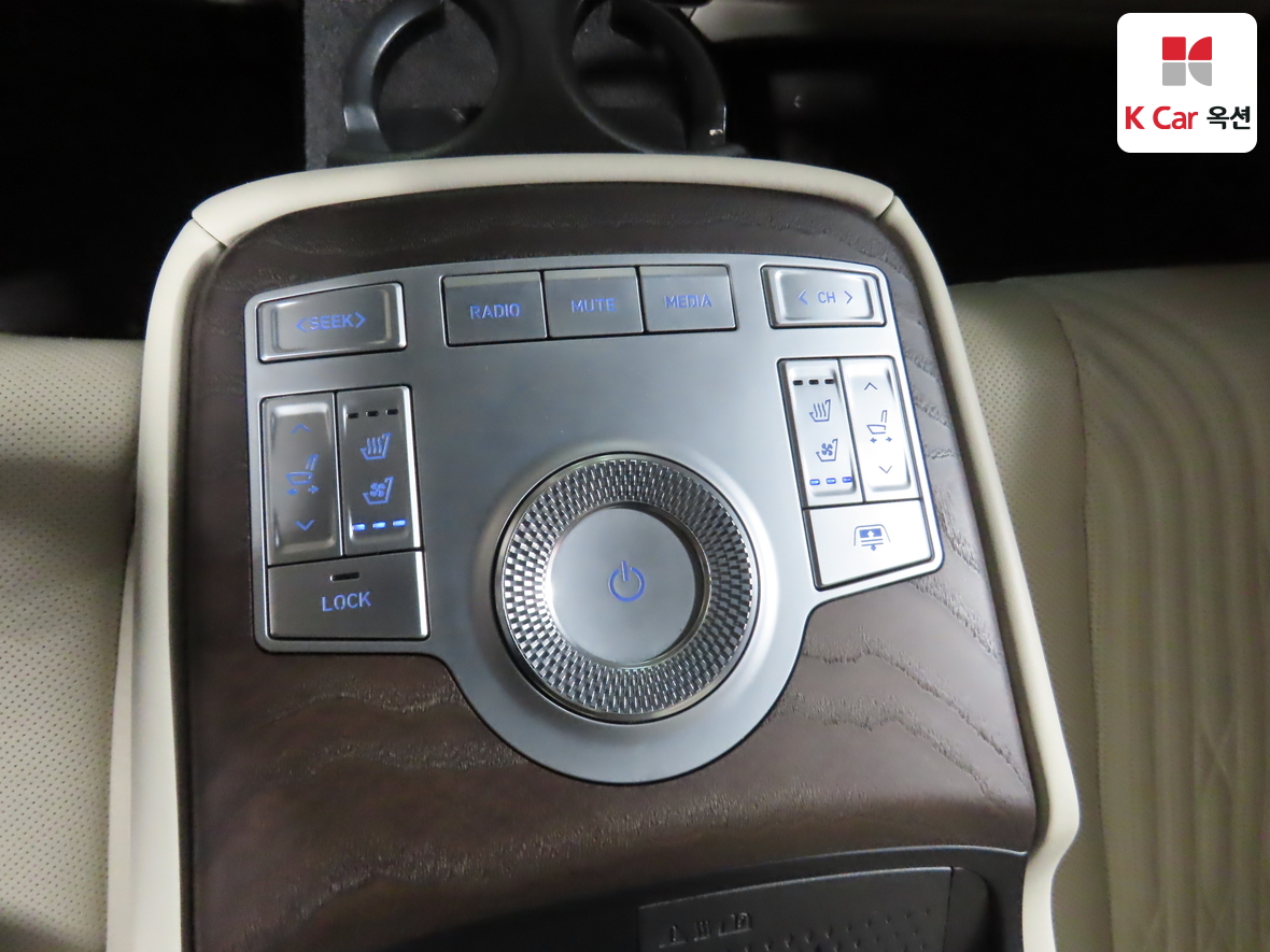 Genesis G80 - 26