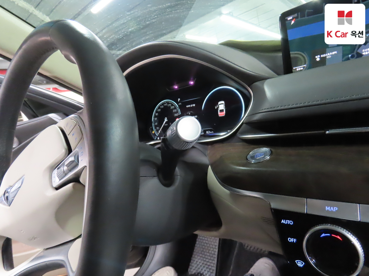 Genesis G80 - 11