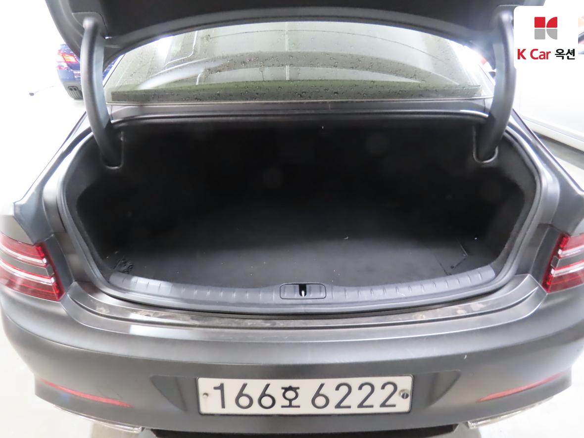 Genesis G80 - 29