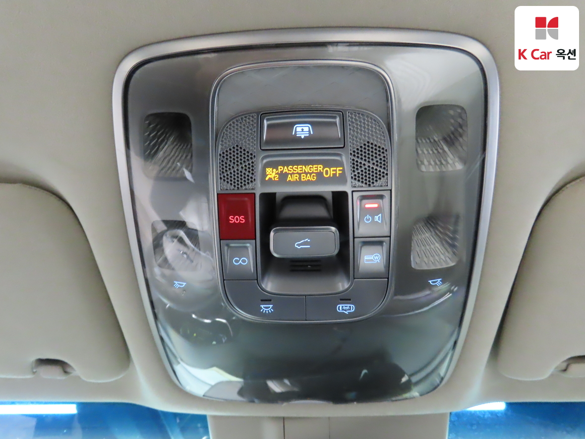Genesis G80 - 12