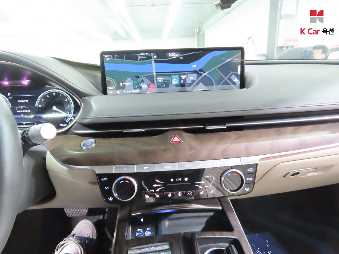 Genesis G80 - 6