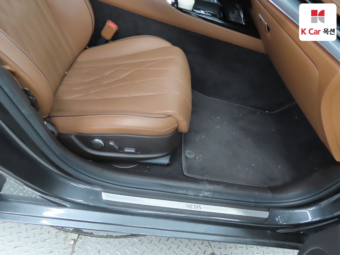 جينيسيس G80 2021 - صورة 31