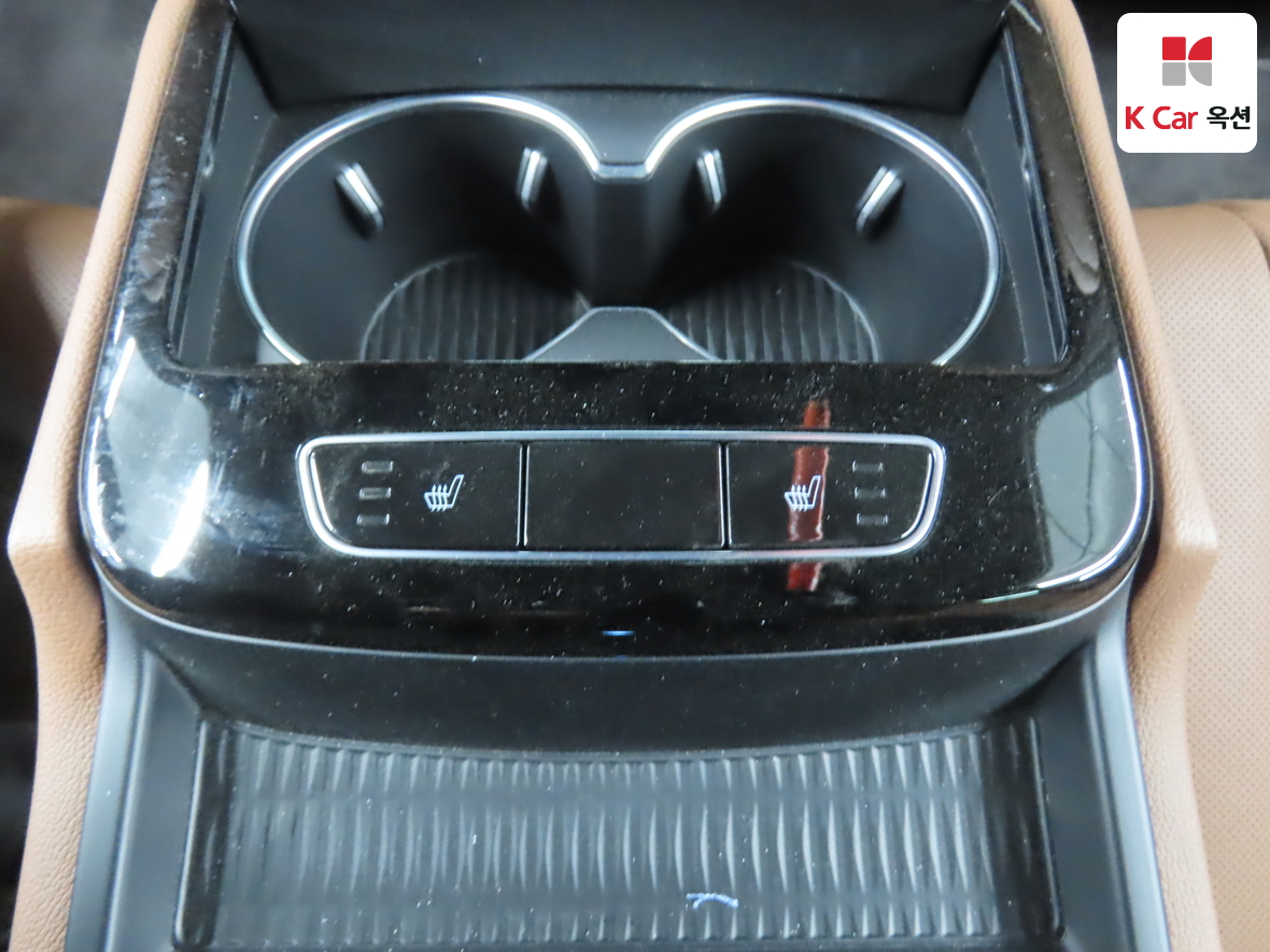 جينيسيس G80 2021 - صورة 24