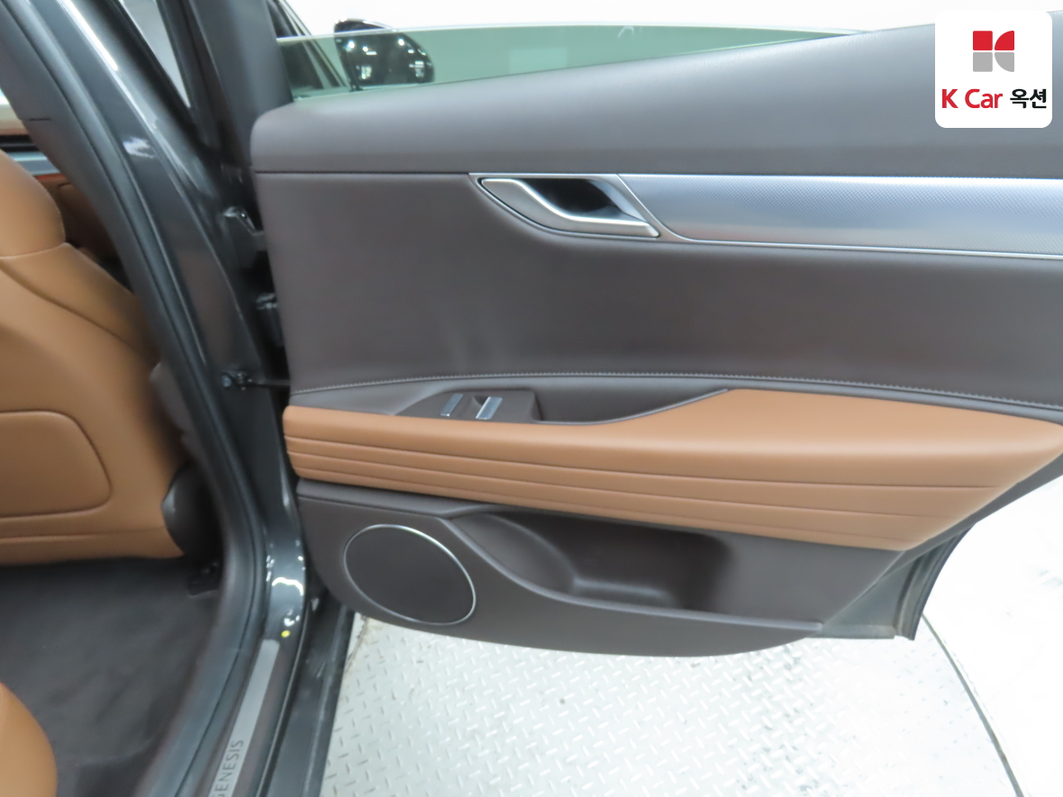 جينيسيس G80 2021 - صورة 28