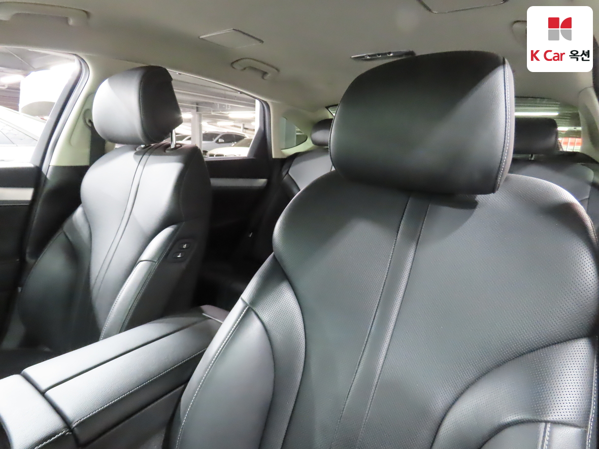 Genesis G80 - 19