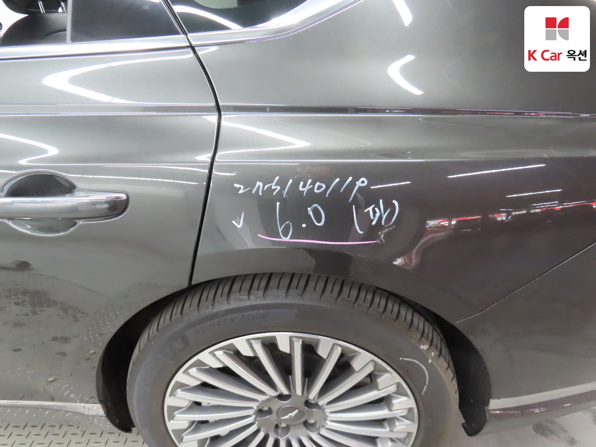 Genesis G80 - 42