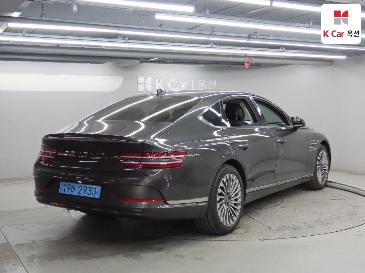 Genesis G80 - 2