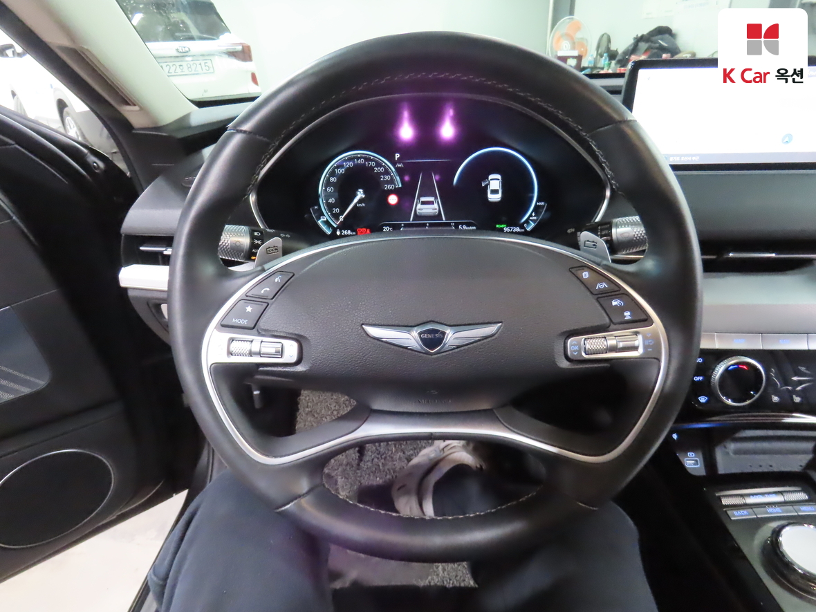 Genesis G80 - 10