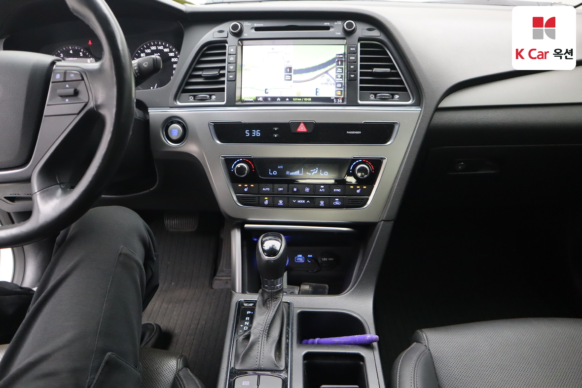 Hyundai Sonata - 6