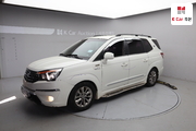 KG Mobility Korando Turismo