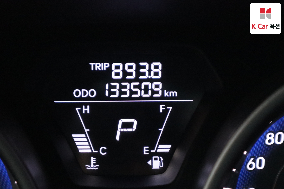 Hyundai Elantra - 4