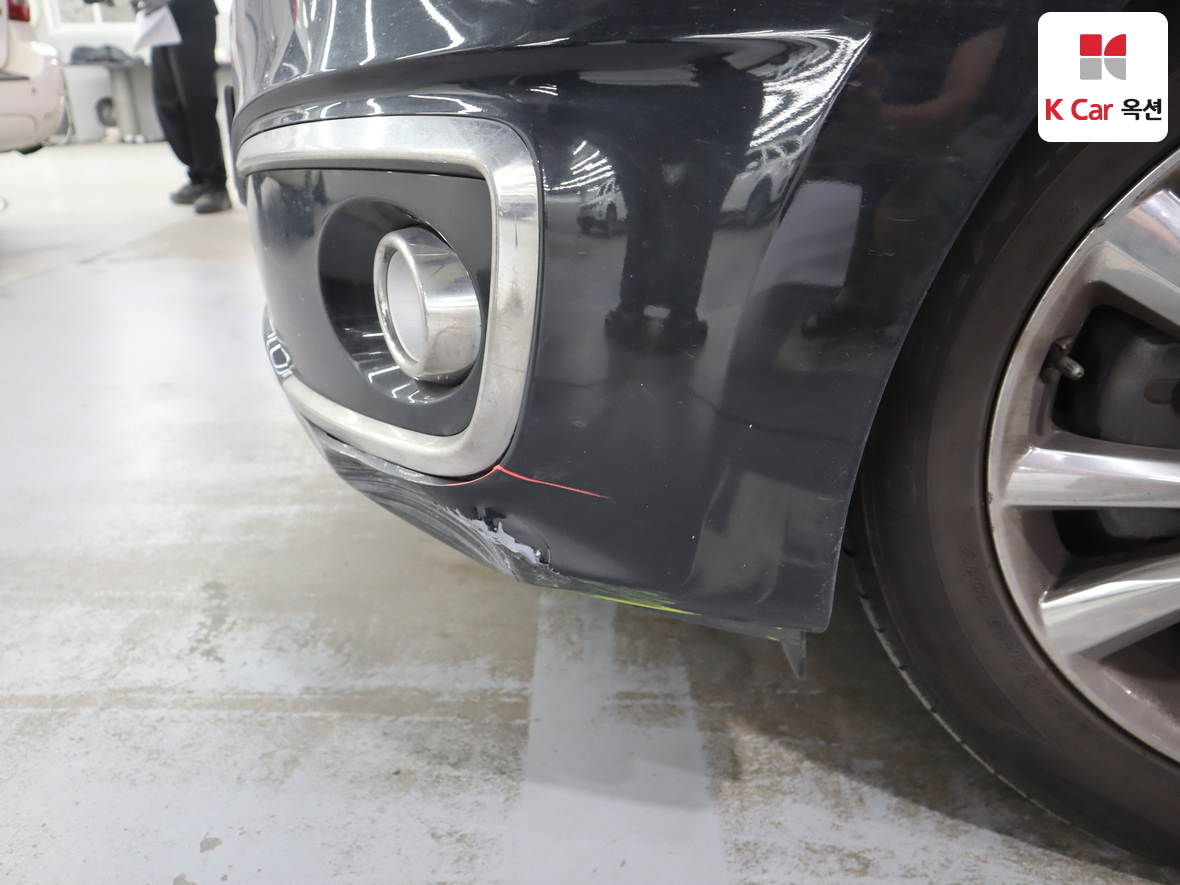 Kia New Carnival - 36