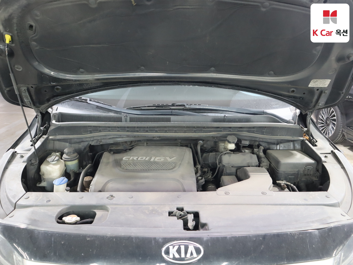 Kia New Carnival - 33