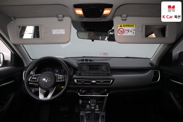 2021 - kia seltos