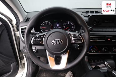 2021 - kia seltos