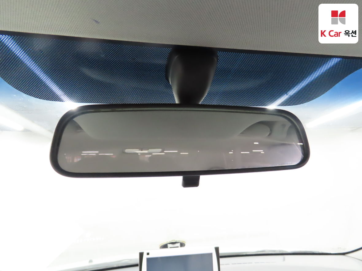 Hyundai Elantra 2009 - Image 13