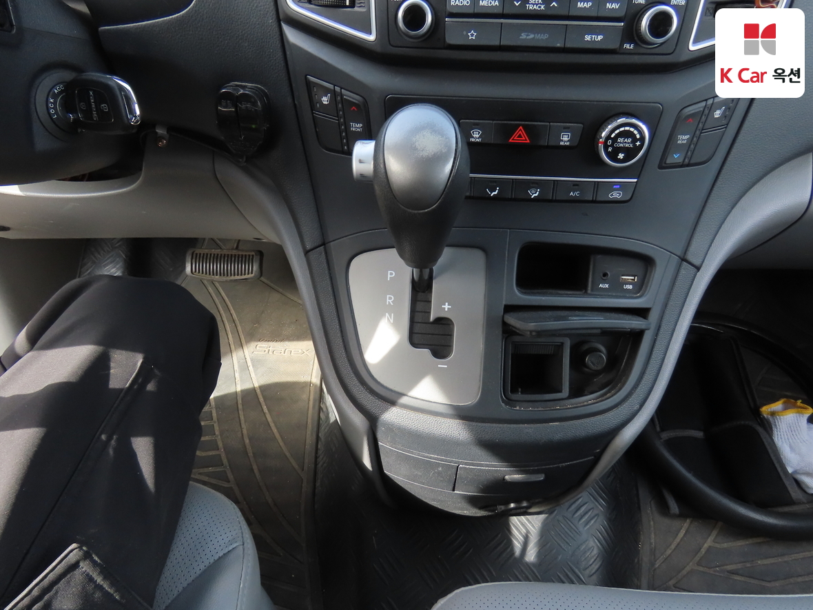 هيونداي جراند ستاريكس 2019 - صورة 16