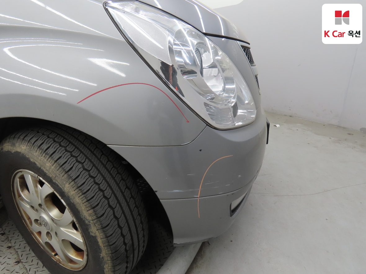 هيونداي جراند ستاريكس 2011 - صورة 38