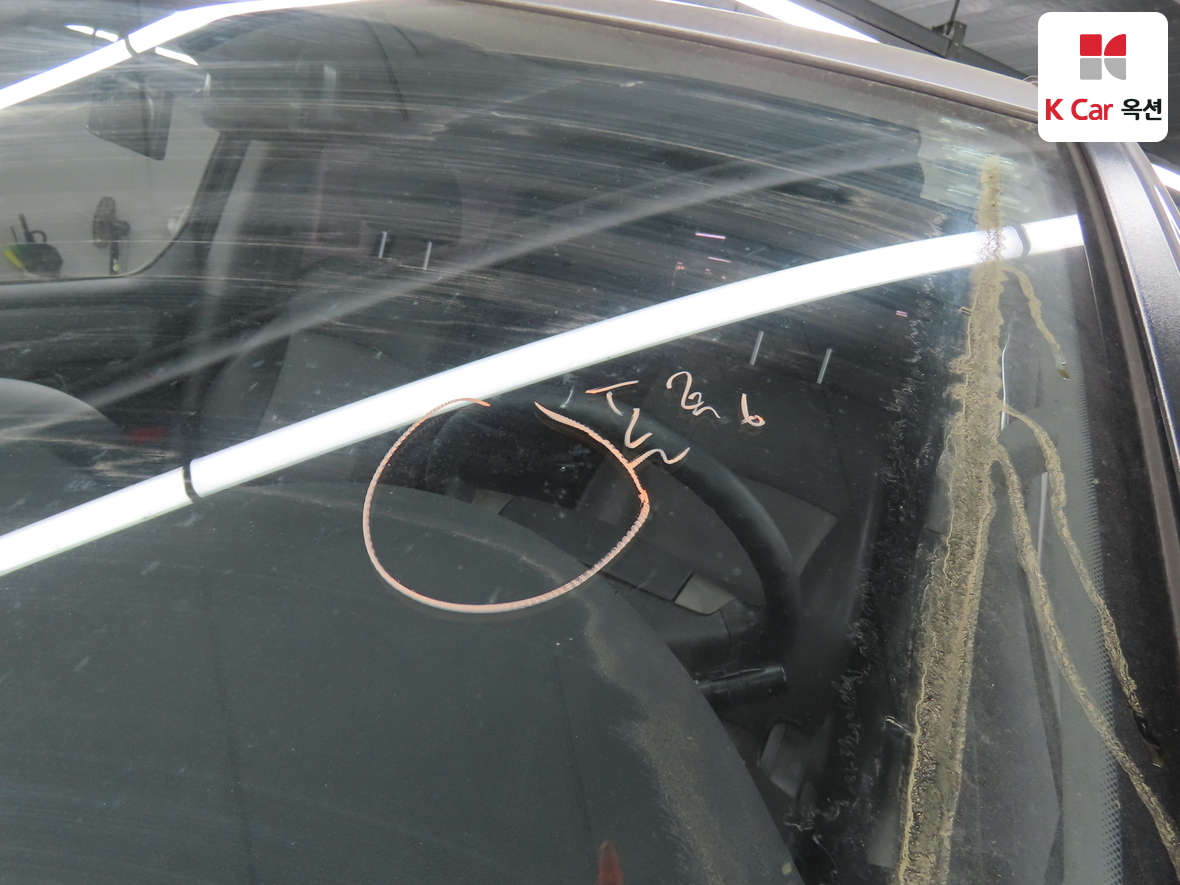 هيونداي جراند ستاريكس 2011 - صورة 33