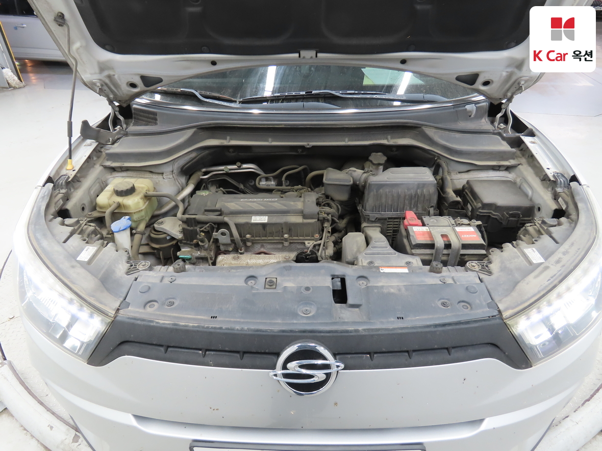 KG Mobility Tivoli 2015 - Image 34