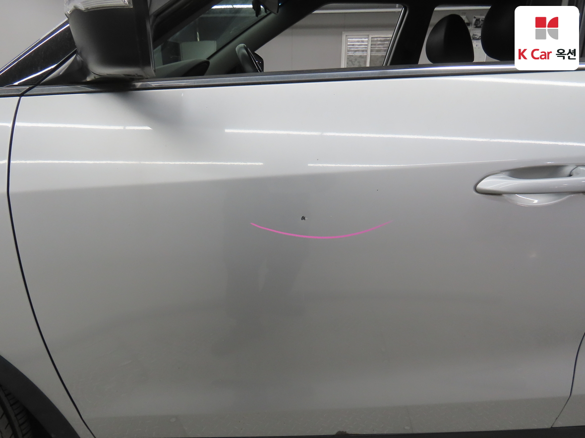KG Mobility Tivoli 2015 - Image 37