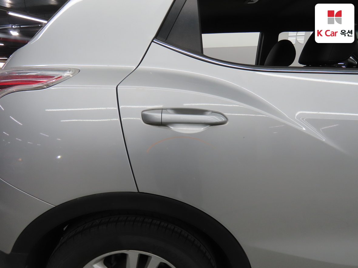 KG Mobility Tivoli 2015 - Image 39