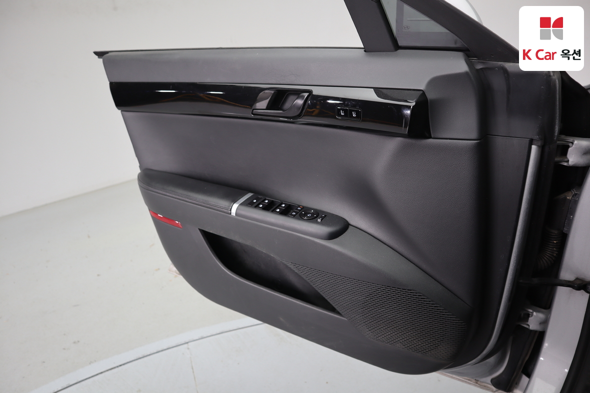 Hyundai Grandeur - 8